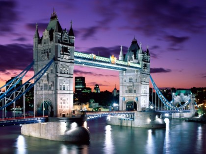 Tower Bridge - Lugares Turísticos de Londres