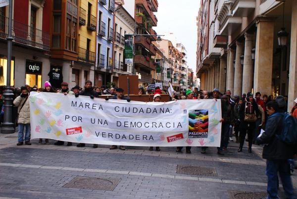 Marea ciudadana en Palencia. Manifestación el 23FEB2013. Foto: Manu Torío