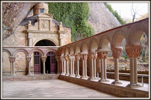 Claustro. Monasterio viejo de San Juan de la Peña. Foto Eugenio Mateo