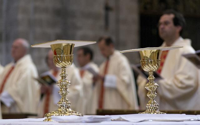 Misa. Sacerdotes. Curas