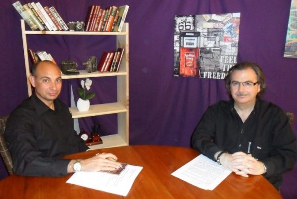 Programa nº 1 de 'El Lobo Estepario'. De izda. a dcha: Raúl Tristán con Rafael Castillejo.