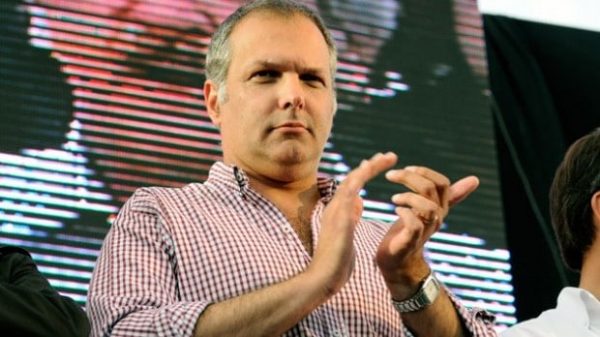 Gobernador de La Pcia de Chubut, Martín Buzzi