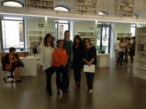 Con la directora y bibliotecaria de la Dirección de Familia y Mujer de la Generalitat Valenciana