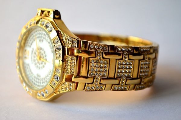 reloj oro diamantes