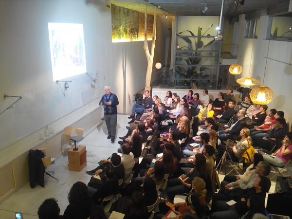 Conferencia “El Buen Vivir, Una alternativa al desarrollo” de Gudynas. Una alternativa frente a modelos de desarrollo extractivistas.